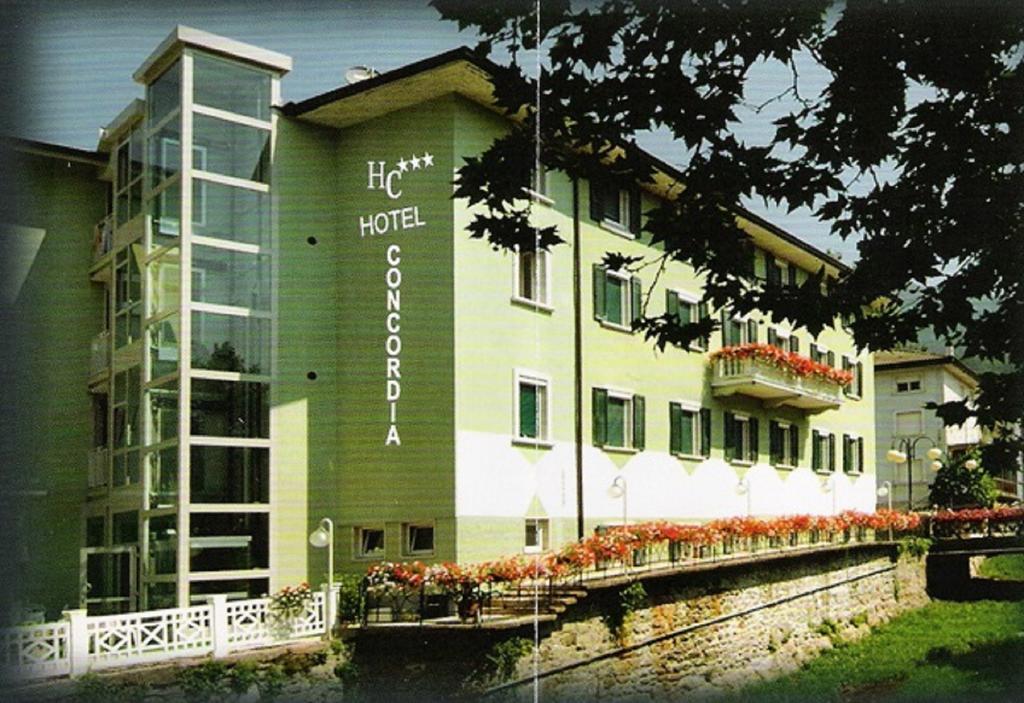 Hotel Concordia Levico Terme Extérieur photo