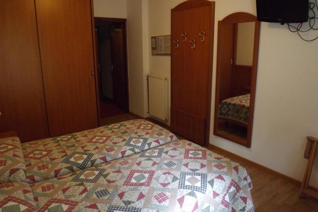 Hotel Concordia Levico Terme Extérieur photo